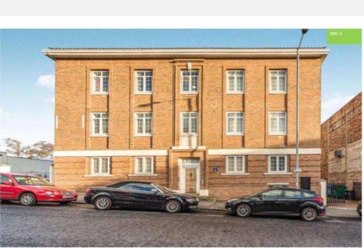 2 Bedroom Apartment In Kidderminster Buitenkant foto